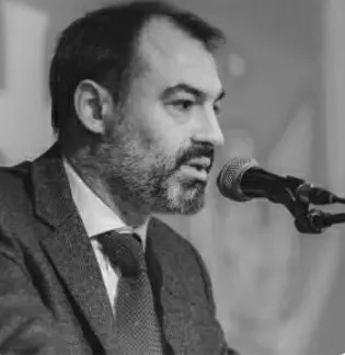 ΓΙΩΡΓΟΣ ΣΑΚΕΛΛΑΡΙΑΔΗΣ